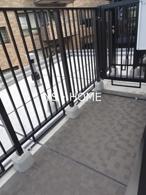 ZOOM中野坂上 ベランダ