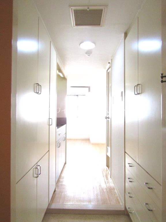 国分寺シティハイツ 玄関