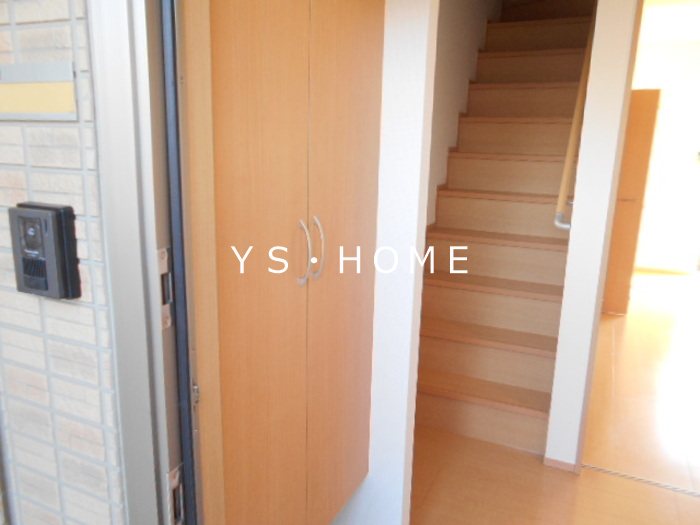 カサブランカセブン 玄関