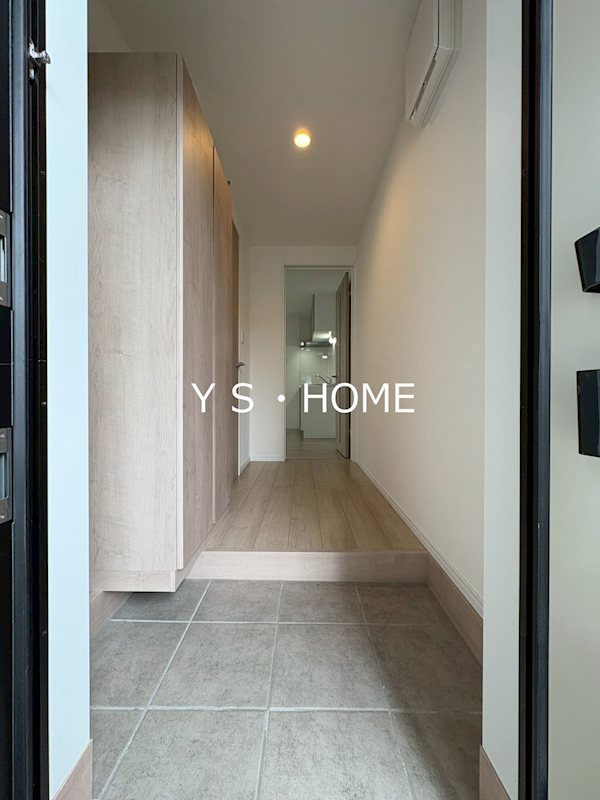 エクセラン柴崎町 玄関