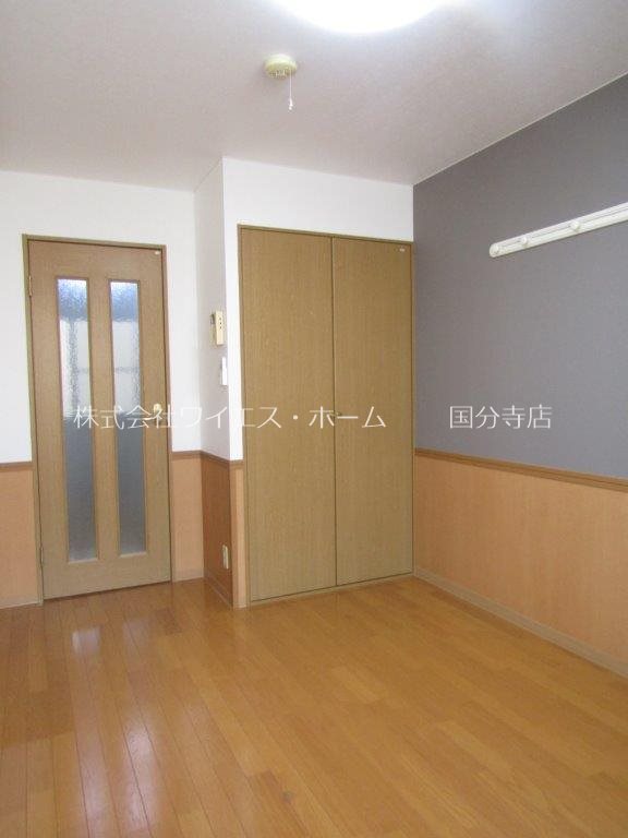 ハイヴィレッジ国分寺 リビング