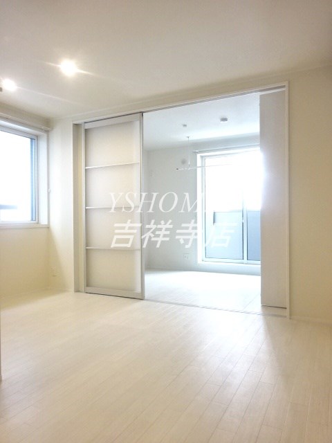 ラシーネ荻窪 リビング