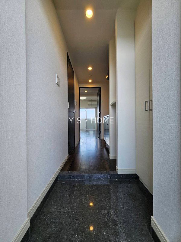 AXAS国分寺  玄関