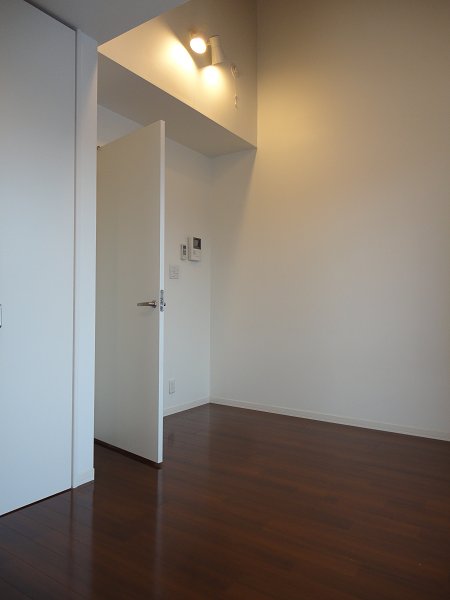 APARTMENT SHIRAISHI ベッドルーム