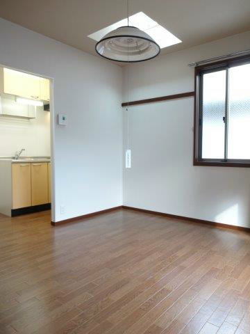 ブォーナフォルトゥーナ吉祥寺 リビング