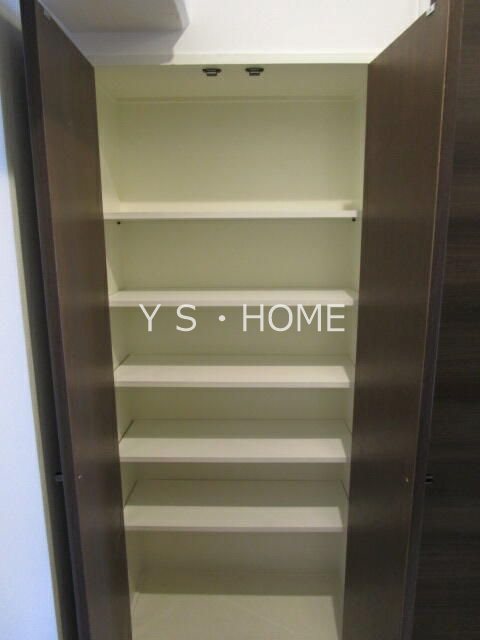 モンシャトー国分寺明星 玄関