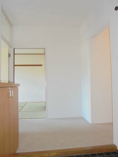 西国分寺史跡通り住宅5号棟 玄関