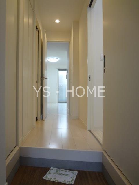 アークス三鷹 玄関