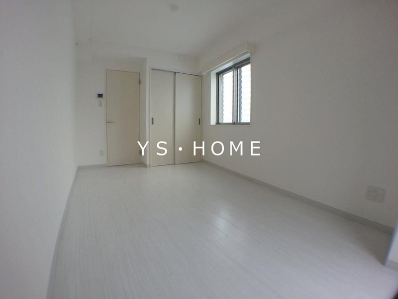 No.7ゼルコバマンション リビング