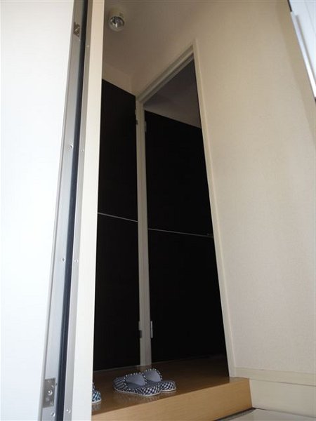 コンフォリアガーデン国分寺  玄関