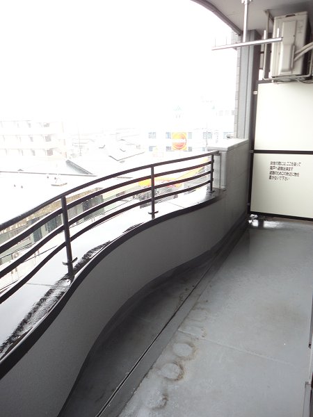 花町コマ  ベランダ