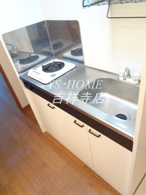 ハーフムーン キッチン