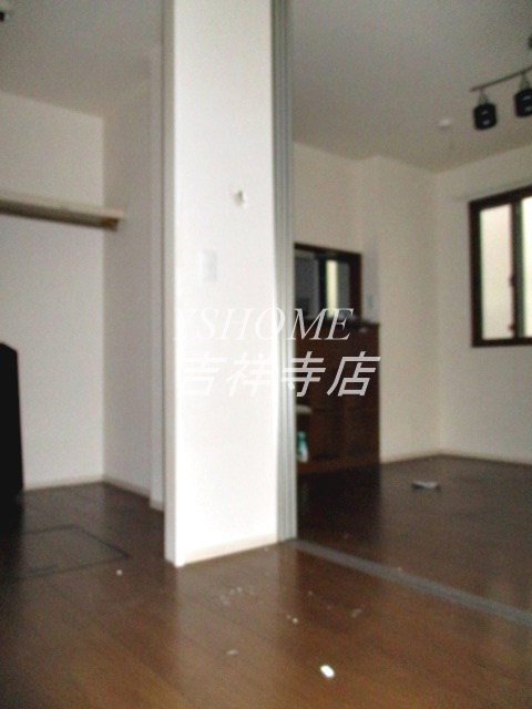 メゾンリブェール ベッドルーム