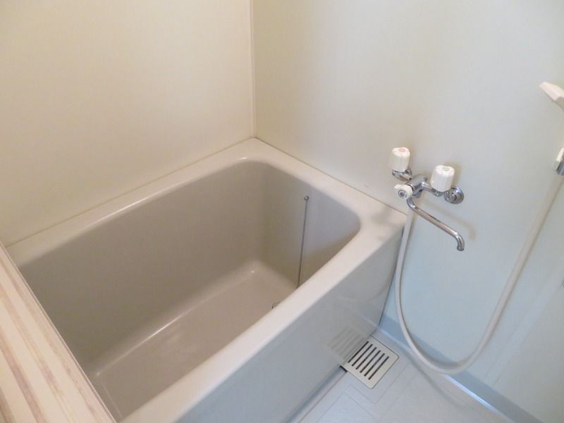 ＣＯＭＨＯＵＳＥⅡ 風呂画像