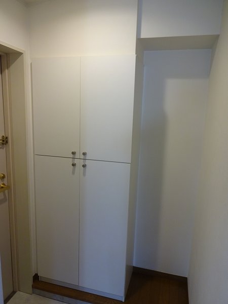 ラ・トルチュ武蔵野 玄関