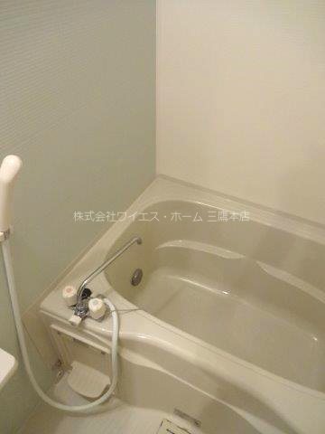 シャトーエクセラン 風呂画像