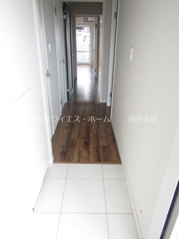 ロイヤルキャステージ恋ヶ窪 玄関