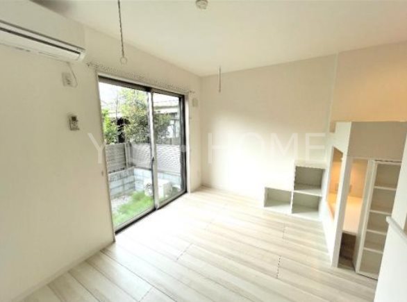 クロストラーダ国立 ベランダ