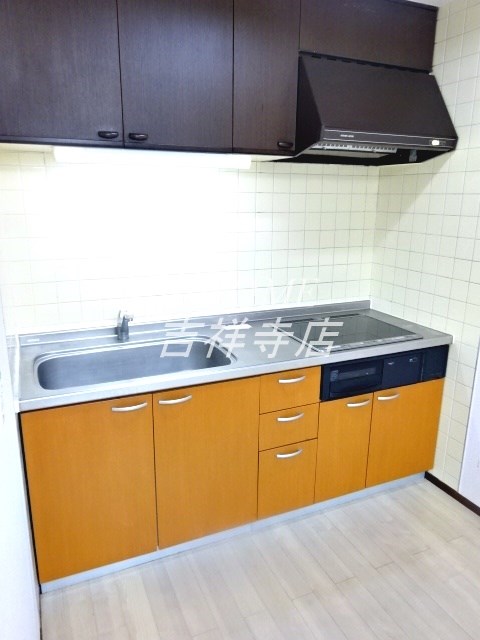 ホワイトヴィラE棟 キッチン