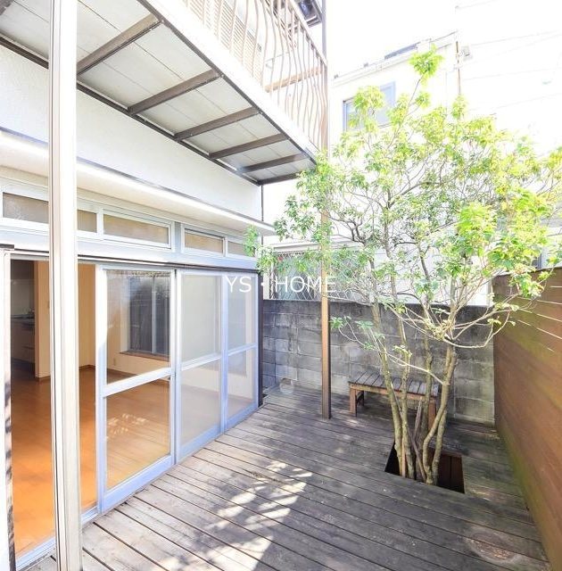 高円寺南5丁目戸建 ベランダ