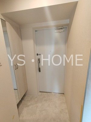 ヴィラドゥスール 玄関