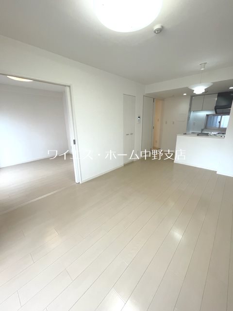レジディア上落合 リビング