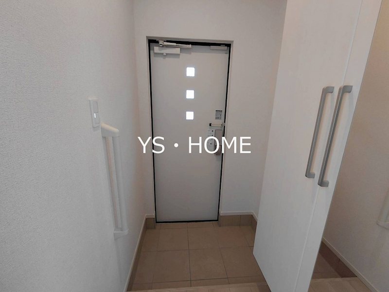 アンソレイユもみじ山 玄関