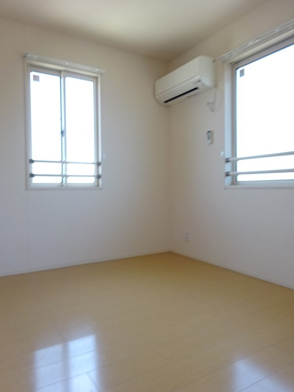 モントレーメゾネットＡ棟  ベッドルーム