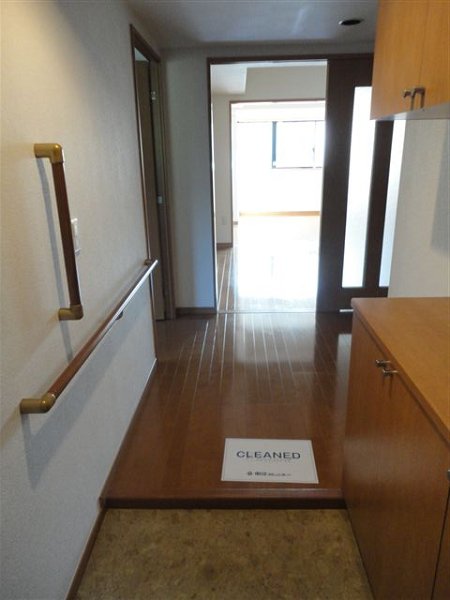 ヴェルドミール一橋 玄関