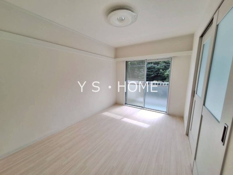 フジビル ベッドルーム