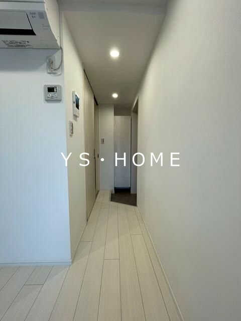 CICADA RESIDENCE OGIKUBO 玄関