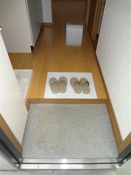 エクストゥディオ桜上水 玄関