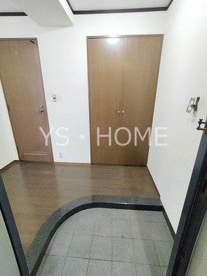 カーサヴェルデ3 玄関