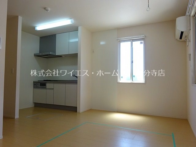 モントレーメゾネットＡ棟  リビング