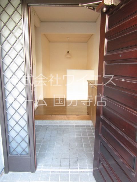 メゾンシャイン 玄関