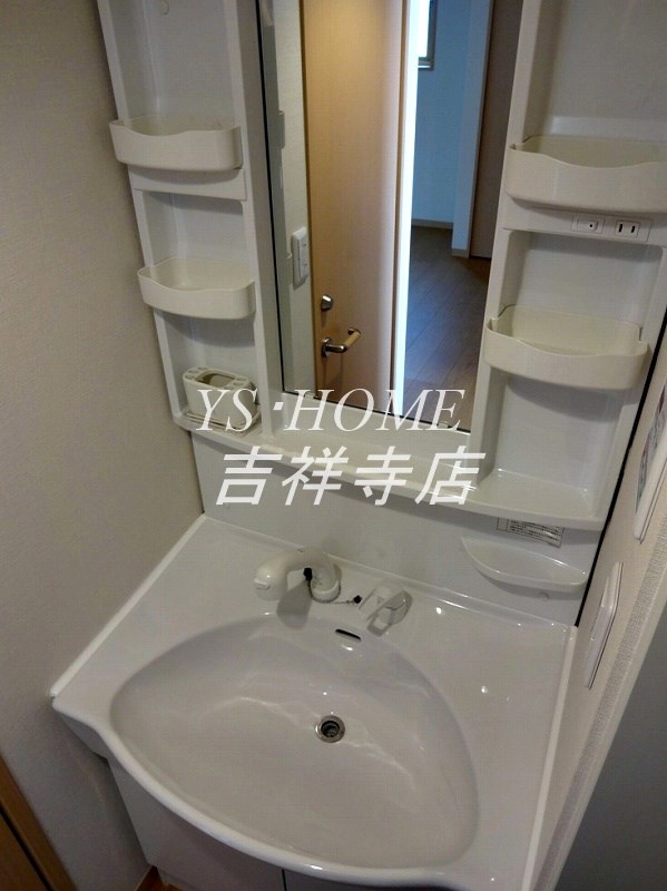 コティハウスカ その他1