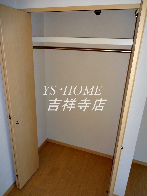 コティハウスカ その他3