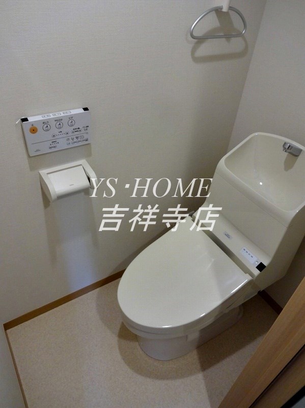 コティハウスカ その他4