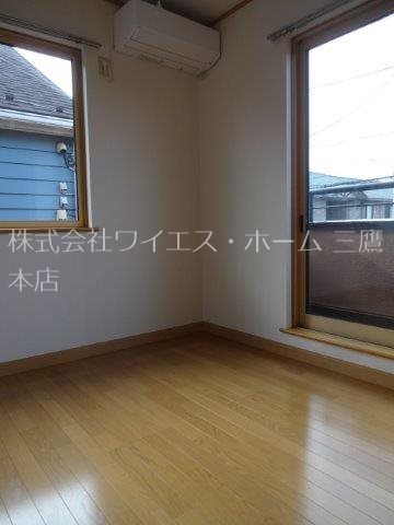 小金井市中町2-4戸建  ベッドルーム