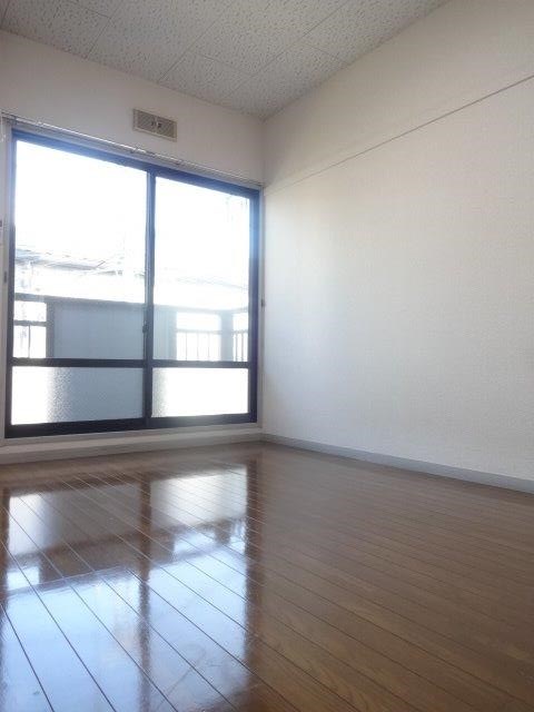 メゾン・エスポワール ベッドルーム