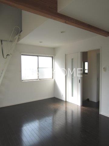 スヴェート武蔵野  リビング