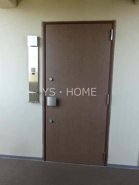 リビオ三鷹ステーションレジデンス 玄関