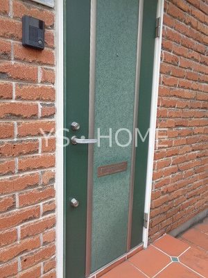 メゾン　ド　プリムローズ 玄関