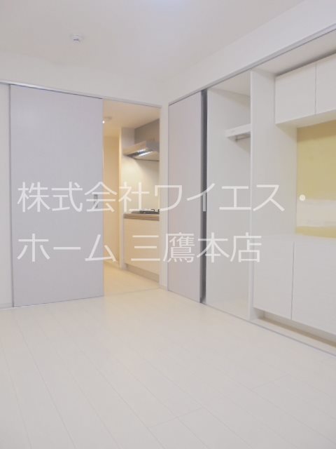 リブリ・ソレイユミタカ リビング