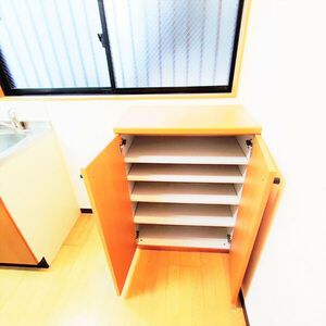 フォンテ国立 玄関