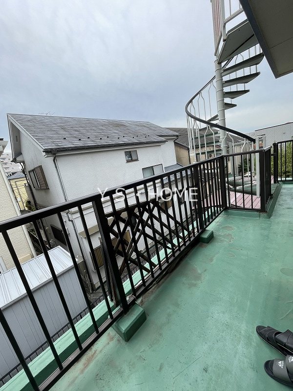 メゾンドゥ国立 ベランダ