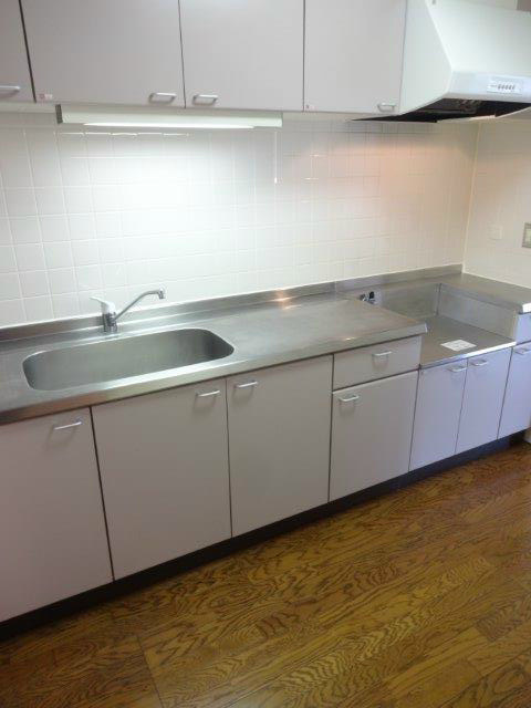 コーポレート小金井梶野通り　3号棟  キッチン