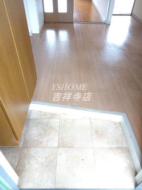 グリーンハイツ 玄関