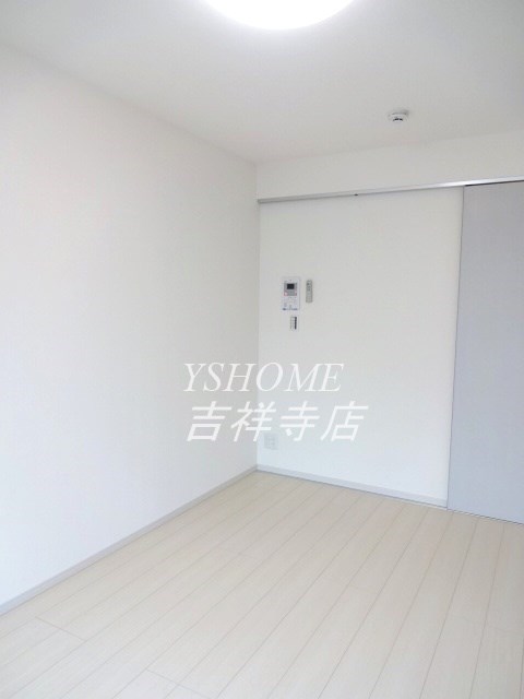 リブリ・ソレイユミタカ ベッドルーム