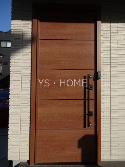 武蔵野市境4丁目戸建  玄関